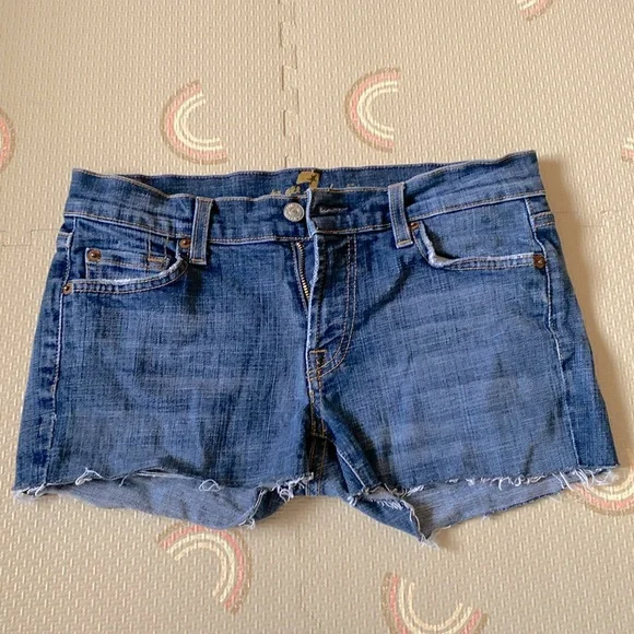 7 For All Mankind Cut Off Jean Shorts - Picture 1 of 8